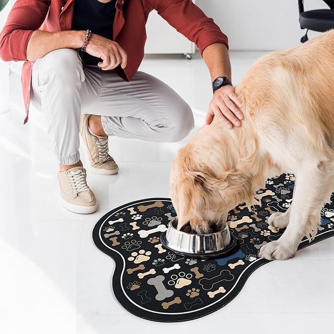 Dog & Cat Food Mat Bone Shaped Pet Feeding Mat Quick Absorb Water Bowl Placemat with Rubber Backing Indoor Floor Stain Resistant Pet Accessory Supplies (Black, 17x29 Inches)