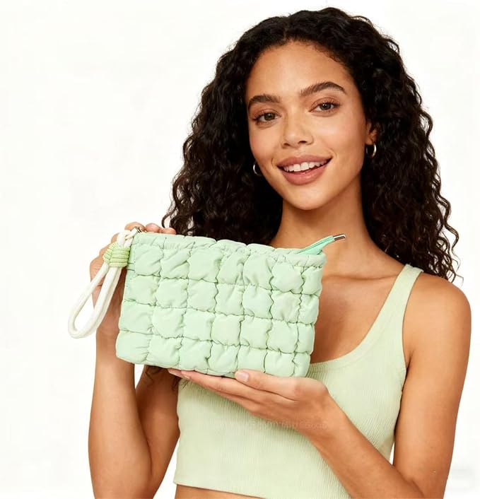 Puffy Quilted Makeup Bag Cosmetic Bag Equipped with a Detachable Handle Cute Zipper Pouch for Storage Clutch for Women(Green)
