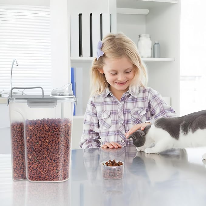 LEAWALK 5-7Lbs Cat Dog Storage Container, Portable Pet Food Containers with Upgraded Large Spout and Cup, Small Animal Kibble Dispenser for Bird Seed, Oatmeal, Rice, Flour (1, Clear Gray, 5L)