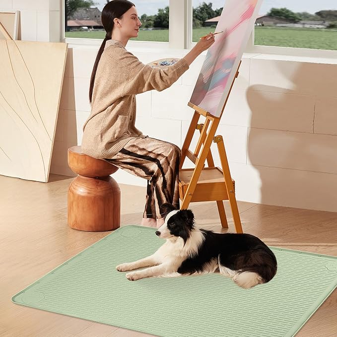 Pee Pads for Dogs, 34" x 22" Extra Large Reusable Silicone Mat, Washable Puppy Training Pads for Potty Training, Non-Slip, Leak-Proof, Indoor Floor Protection (Green)