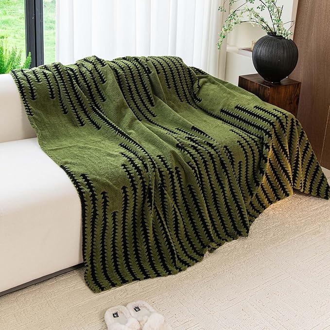 Sherpa Fleece Couch Cover for Dogs Washable Non Slip, Pet Proof Sofa Covers for 3 Cushion Couch Heavy Duty Scratch Resistant Pet Friendly Furniture Cover Fits Love Seat 71" x 134", Green