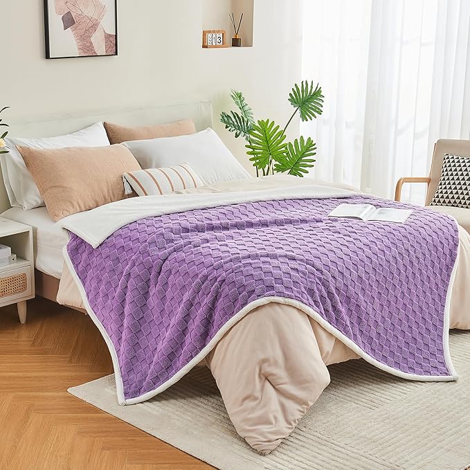 Yaning Checkered Waterproof Blanket for Bed Couch Sofa Car, Fluffy Soft Dog Blanket with 3D Jacquard Grid Pattern, Reversible Leakproof Pet Blankets for Dogs Cats Puppies, Dusty Purple, 50"x60"