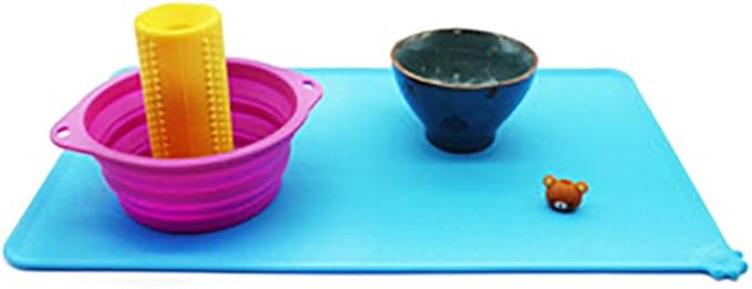 Silicone Pet Feeding Mat, Waterproof Dog Cat Bowl Mat, Raised Edges to Prevent Spills, Easy Clean Nonslip Dogs and Cats Placemat Tray to Stop Food and Water Bowl Messes on Floor (Blue)