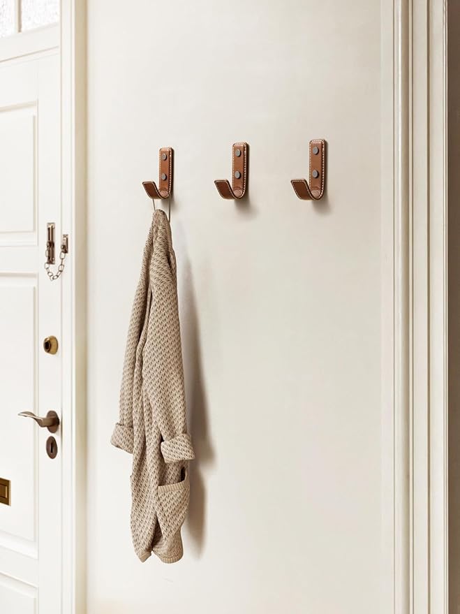 2 Pack Brown Leather Coat Hooks Wall for Hanging Rectangle Coat Hooks for Hanging Robe Towels Bags Hats Scarf Keys Clothes Suitable for Bedroom, Entryway and Closet