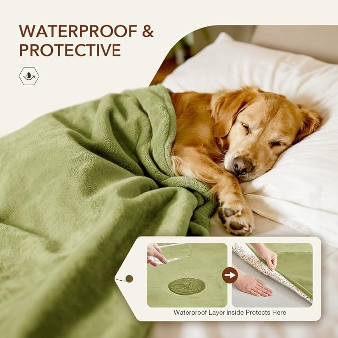 Lekereise Reversible Waterproof Dog Blanket, Super Soft Couch Cover for Dogs, Washable Leak-Proof Protector for Sofa Bed Car Seat, for Cats to Large Dogs (Green, 30" x 40")
