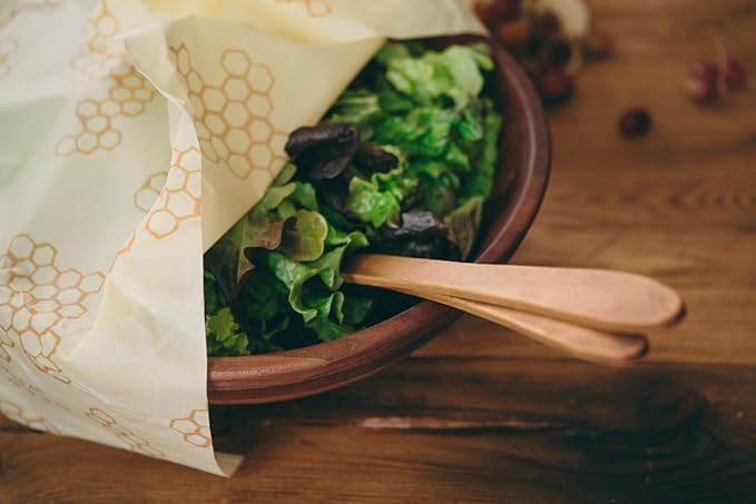 Bee's Wrap - Large Single Pack - Made in The USA with Certified Organic Cotton - Plastic and Silicone Free - Reusable Eco-Friendly Beeswax Food Wrap - Honeycomb Print - 13" x 14"