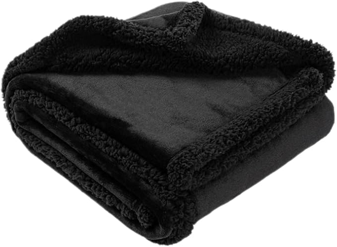 Waterproof Pet Blanket, Flannel Dog Blanket, Liquid Urine Leak-Proof, Furniture Protection Pads, Double-Sided, Large Space, Suitable for Small, Medium, Large Dogs, Cats, White, L(65" x 57")