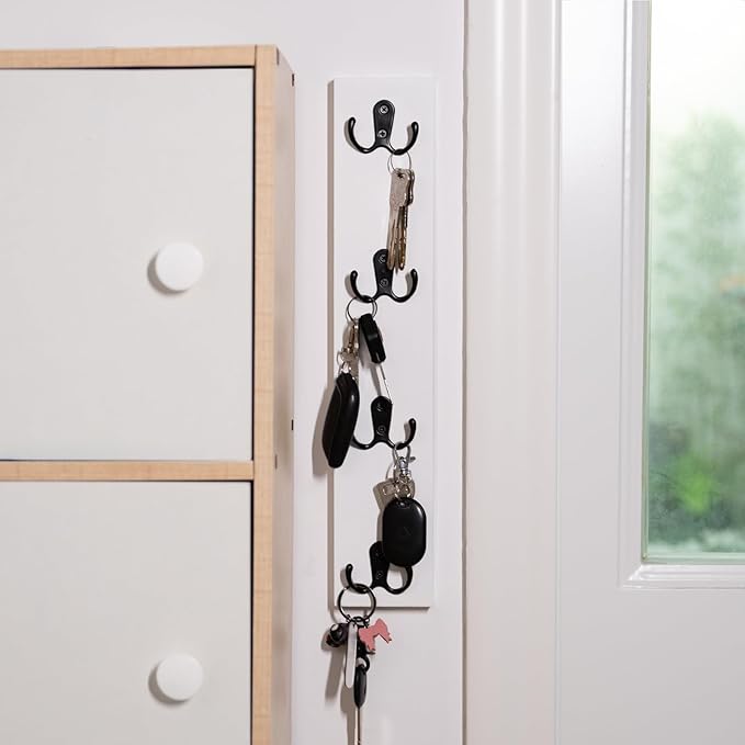 Yohsnor Vertical Wall-Mounted Key Holder – Stylish Entryway Hook Rack, Perfect for Narrow Spaces – Ideal Storage Solution for Keys, Scarves, Wallets, Belts, and Dog Leashes – Rustic Wood Key Hanger