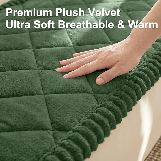 Smiry Fuzzy Couch Cover for Dogs, Non Slip Washable Pet Sofa Cover, Scratch Proof Hair Resistant Plush Sofa Slipcover, Pet Friendly Couch Cushion Protector for Cat, Green, 27.6" x 47"