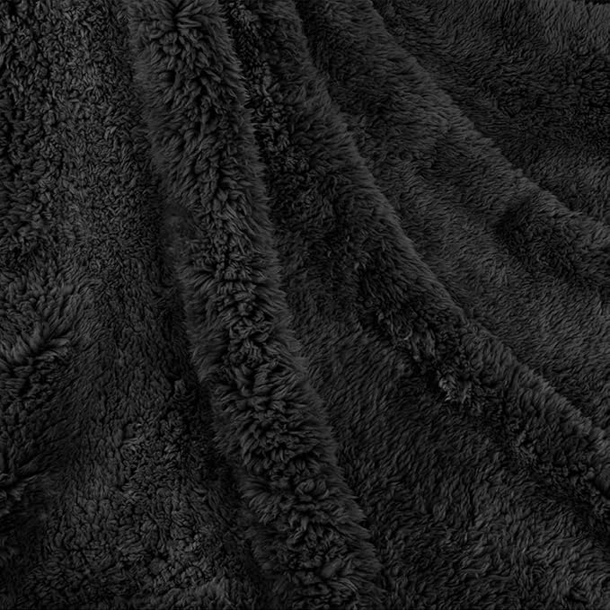 PetAmi Fluffy Waterproof Dog Blanket for Medium Large Dogs, Soft Warm Pet Sherpa Throw Pee Proof Couch Cover, Reversible Cat Bed Blanket Sofa Protector, Plush Washable Pad (Black, 40x60)