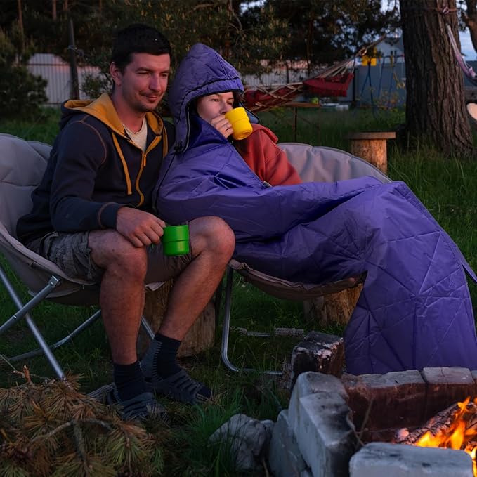 KawaGebo Kamp Outdoor Waterproof Blanket, Foldable Fleece Stadium Blanket for Outdoor Sports Event, Camping, Car, Pet, Picnics - Windproof, Wearable, Machine Washable 80" x 58" (Purple,Hooded)