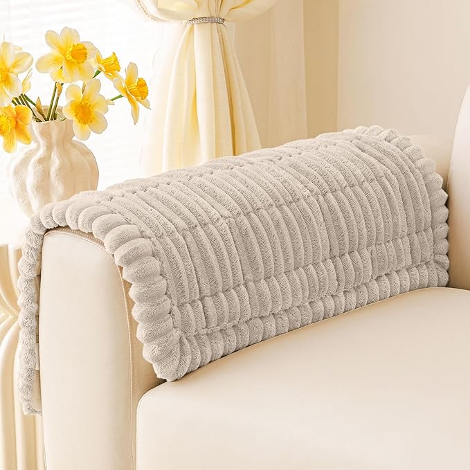 Smiry Couch Cover for Dogs, Non Slip Washable Sofa Protector for Pets, Soft Furniture Cover for Pet, Stylish Sofa Covers, Cozy Protect Against Fur, Dirt & Daily Life (Apricot, 20" x 24", 2 Pack)