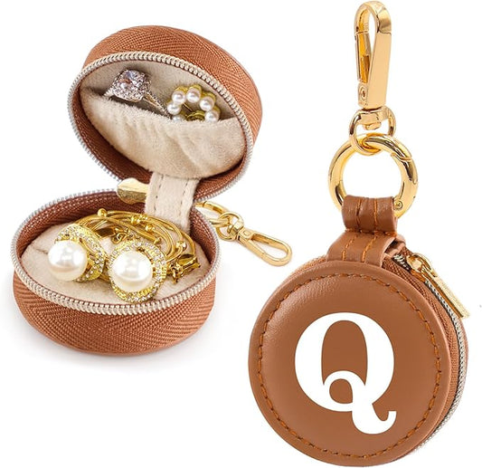 Mini Initial Travel Jewelry Case Ring Holder, Brown Faux Leather Small Jewelry Organizer Box Gifts for Women Girls Nurse Teacher, Gym Travel Accessories Keychain Pouch for Earrings Rings Necklace Q