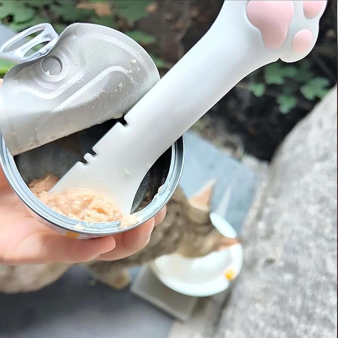 Cat Wet Food Spoon with Can Lids 3 oz, Multi-Function Cute Paw Shape Opener Spatula Cat Spoon Silicone Pet Covers (Universal Size,One fit 3 Standard Size Pet Cans) (Mixing colors 1)