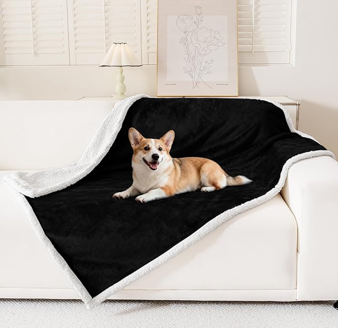 Smiry Waterproof Blanket Throw for Large Dogs, Soft Reversible Dog Blanket for Sofa Couch Bed, Washable Leakproof Sherpa Fleece Furniture Couch Protector(40"x60", Black/White)
