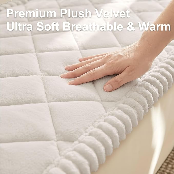 Smiry Fuzzy Couch Cover for Dogs, Non Slip Washable Pet Sofa Cover, Scratch Proof Hair Resistant Plush Sofa Slipcover, Pet Friendly Couch Cushion Protector for Cat, White, 27.6" x 47"