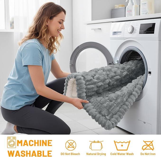 Smiry Pet Couch Cover for 3 Cushion Sofa, Non-Slip Fuzzy Couch Cover for Dogs Washable, Thick Soft Sofa Slipcovers Cushion Protector Pet Friendly (Grey, 27.6" x 59")