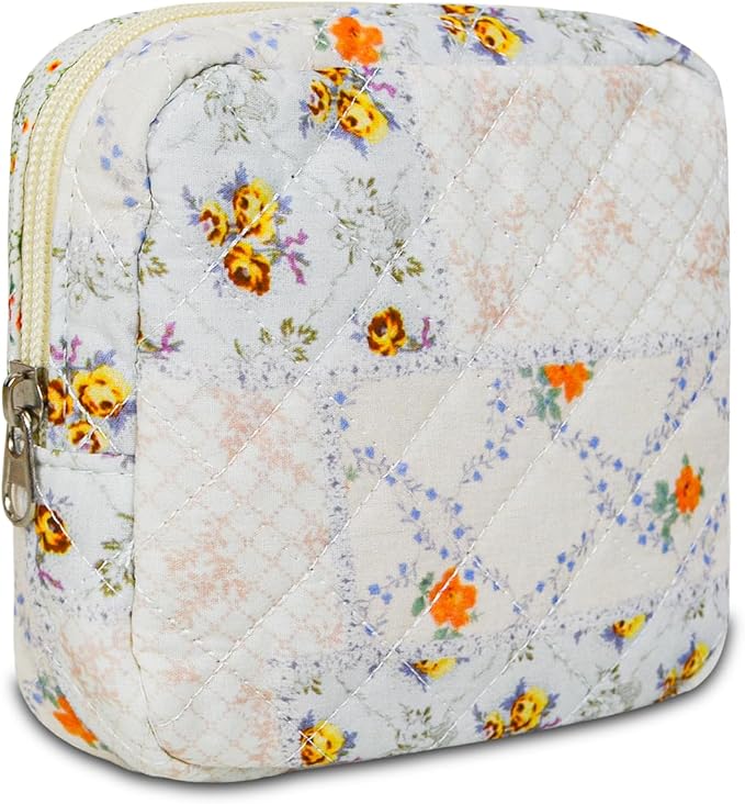 Small Floral Quilted Makeup Bag, Coquette Aesthetic Travel Toiletry Organizer for Women, Lightweight Cotton Cosmetic Pouch