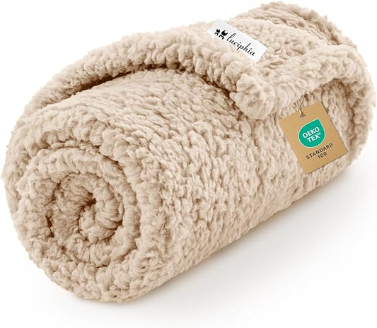 Luciphia Premium Fleece Pet Blanket for Small Medium Dogs Puppy Soft Sherpa Calming Cat Throw Blankets(Beige,41x31 inches)