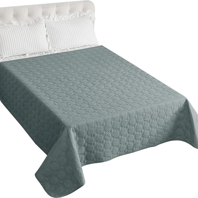 ZNSAYOTX Ultimate Cozy Blankets (82"x120") 100% Waterproof Bed Mat Blanket for Dog Pets, Couch Sofa Protector with Non-Slip Back Washable Durable, Pee Scratch Proof Easy to Clean (Dark Grey)