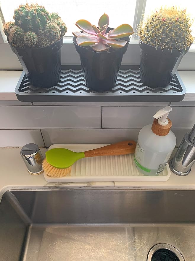 Happitasa Silicone Kitchen Sink Organizer Tray, Sponge Holder and Countertop Protector | Bathroom and Kitchen Soap Dish and Dispenser Tray (Pistachio, 12"x4")