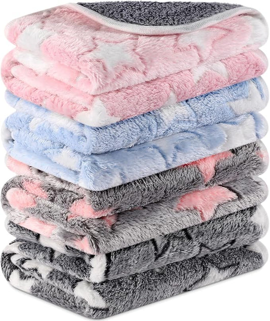 Reginary 4 Pcs Waterproof Guinea Pig Blankets Washable Small Animal Fleece Bedding Guinea Pig Cage Liners Reusable Training Pads Pet Pee Pad Sleep Mat for Hamster(Cute Star Pattern,12 x 12 Inch)