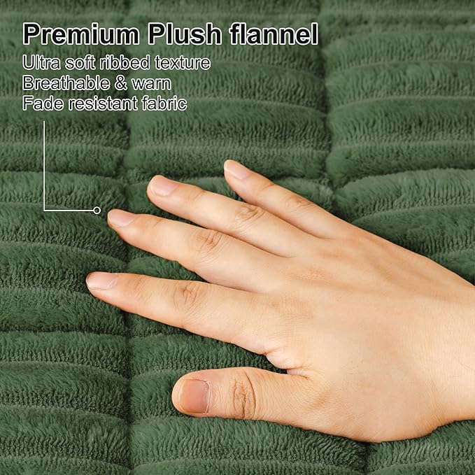 Smiry Couch Cover for Dogs, Non Slip Washable Sofa Protector for Pets, Soft Furniture Cover for Pet, Stylish Sofa Covers, Cozy Protect Against Fur, Dirt & Everyday Messes (Dark Green, 35.4" x 82.7")