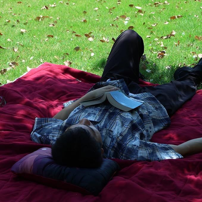 Hooded Stadium Blanket, Waterproof Fleece Wearable Camping Blanket