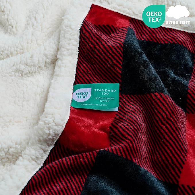 Qeils Dog Blankets for Small Dogs, Waterproof Dog Blanket Washable, Soft Sherpa Fleece Puppy Blanket for Kitten Doggy, Warm Cat Blankets for Indoor Cats, 30"X40", Red Christmas Checker
