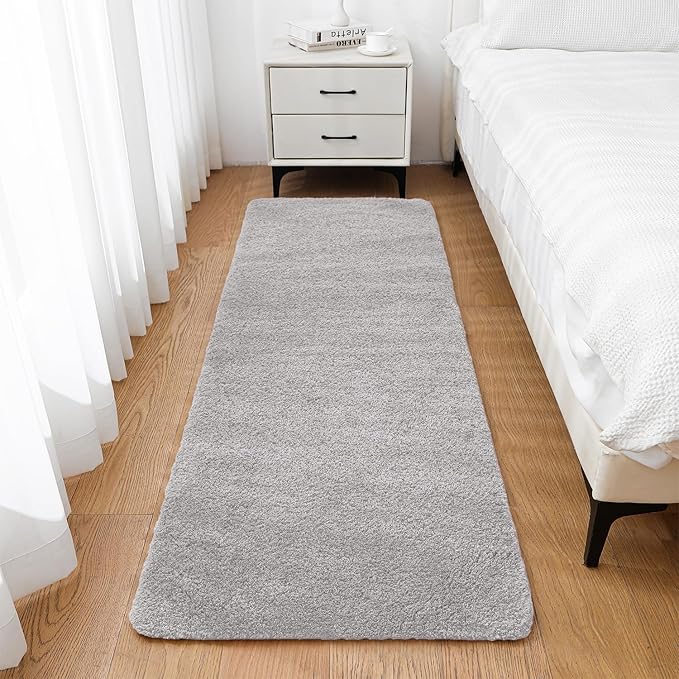 Light Gray Bathroom Rugs Runner 24"x72" - Extra Long Plush Bath Mat, Non Slip Absorbent Microfiber Floor Rug, Washable and Fluffy - Ideal for Bathroom, Kitchen or Pet Mat Use