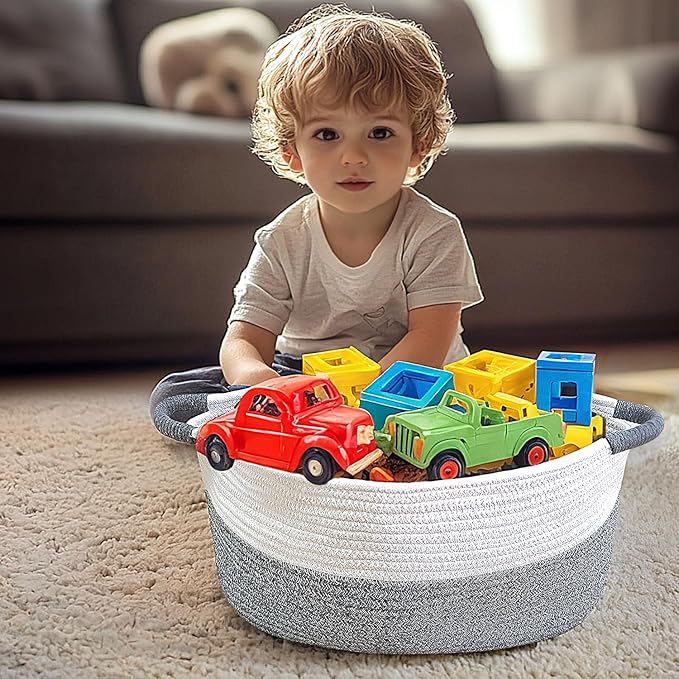 Medium Rope Basket with Handles, Medium Bohe Storage Basket, 17 "L x 12.5" W x 8.5 "H, Home Decor Organizer for Towels,toys, Books & Magazines