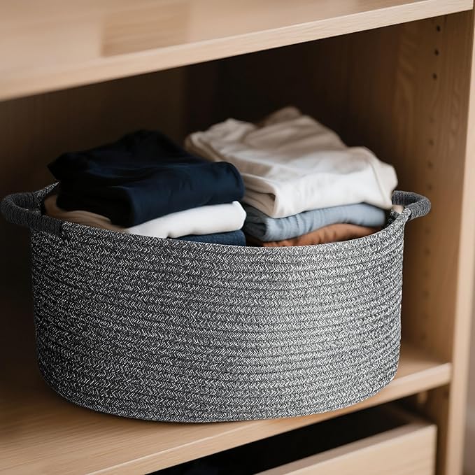 Medium Rope Basket with Handles, Medium Bohe Storage Basket, 17 "L x 12.5" W x 8.5 "H, Home Decor Organizer for Towels,toys, Books & Magazines