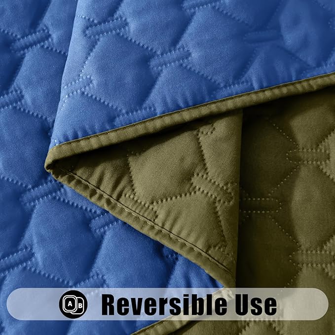 Smiry Waterproof Dog Bed Cover Blanket, Soft Reversible Pet Blanket, Washable Leakproof Cats Dogs Couch Cover for Sofa, Couch, Furniture, Plaid (52x82 Inch, Green/Navy)