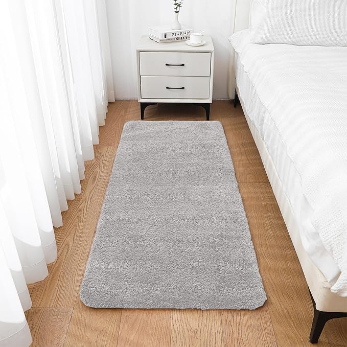 Light Gray Bathroom Rugs Runner 24"x60" - Long Large Bath Mat, Soft Non Slip Absorbent Microfiber Bathroom Rug, Washable Plush Floor Mat - Perfect for Bedside, Kitchen or Vanity Area