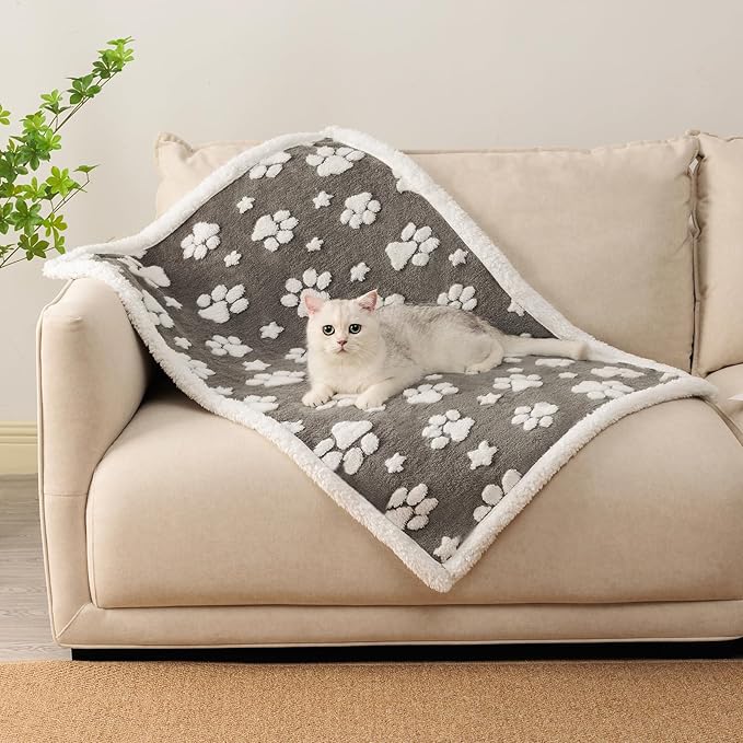 Yaning Waterproof Blanket for Dog Puppy Cat, Cute 3D Textured Paw Dog Blanket for Bed Couch Sofa, Soft Liquid Pee Proof Pet Furniture Protector, 30"x40", Grey