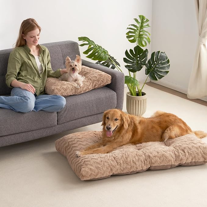 EHEYCIGA Washable XL Dog Bed for Crate 41x27 Inch, Reversible Kennel Pad for Extra Large Dogs Weight Up to 75 lbs, Plush and Comfy Pet Sleeping Mat, Camel