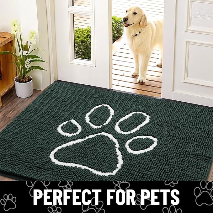 Smiry Dog Door Mat for Muddy Paws, Absorbent Dirt Trapper Non Slip Quick Dry Washable Chenille Mat for Mud Dogs, Entry Rug for Indoor and Outdoor (36x24 Inches, Green and White)