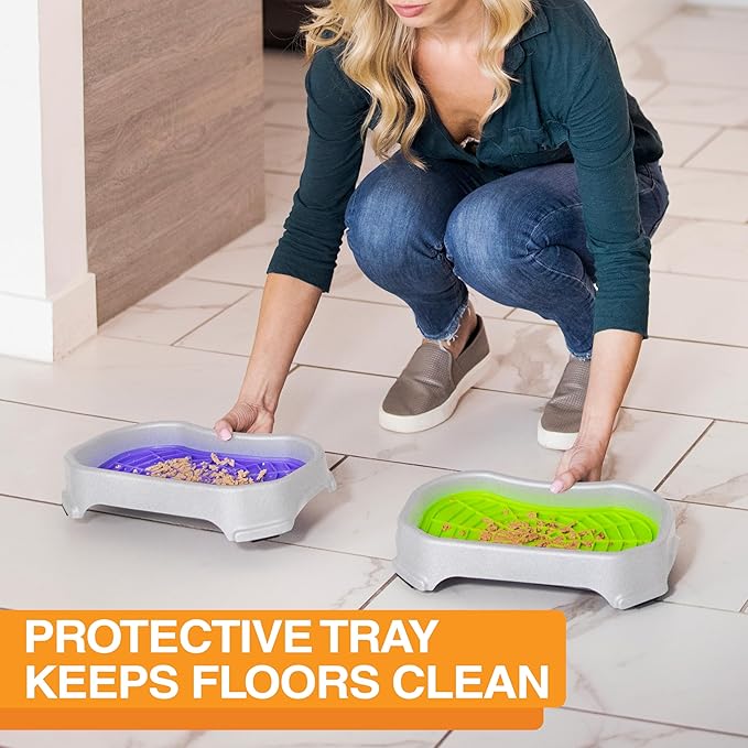 Neater Pets - Neat-LIK Pad with Mess-Proof Tray Keeps Floors Clean - Slow Feeding Pad for Dogs & Cats - Relieves Anxiety & Cures Boredom - Fill Licking Pad with Treats & Food (Green & Vanilla Bean)
