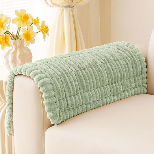 Smiry Couch Cover for Dogs, Non Slip Washable Sofa Protector for Pets, Soft Furniture Cover for Pet, Stylish Sofa Covers, Cozy Protect Against Fur, Dirt & Everyday Messes (Green, 27.6" x 27.6")