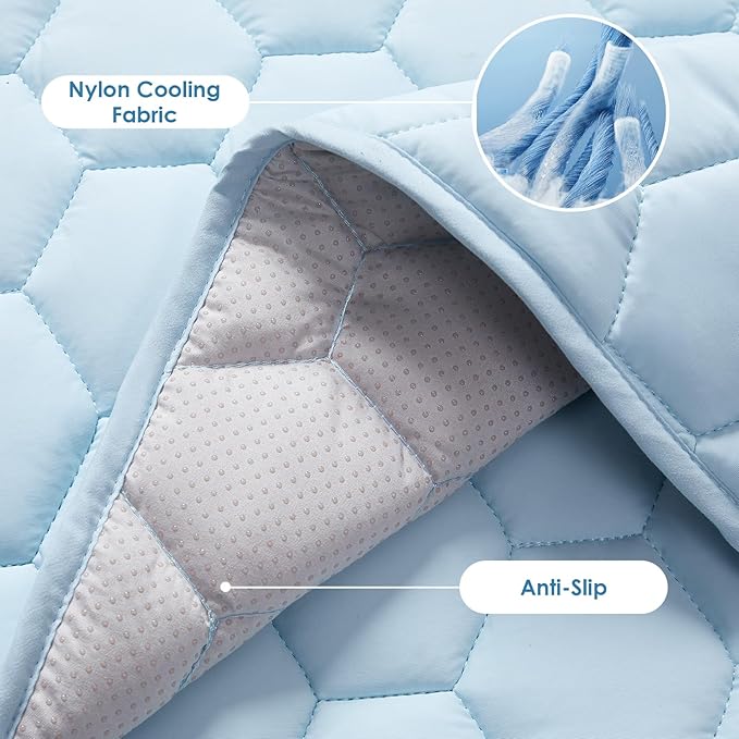 EHEYCIGA Cooling Mat for Dogs(Q-Max>0.53), Washable Dog Cooling Mat, Portable Kennel Cooling Pet Pad for Summer, Non-Slip Summer Crate Pad for Large Dog, Blue, 44x32