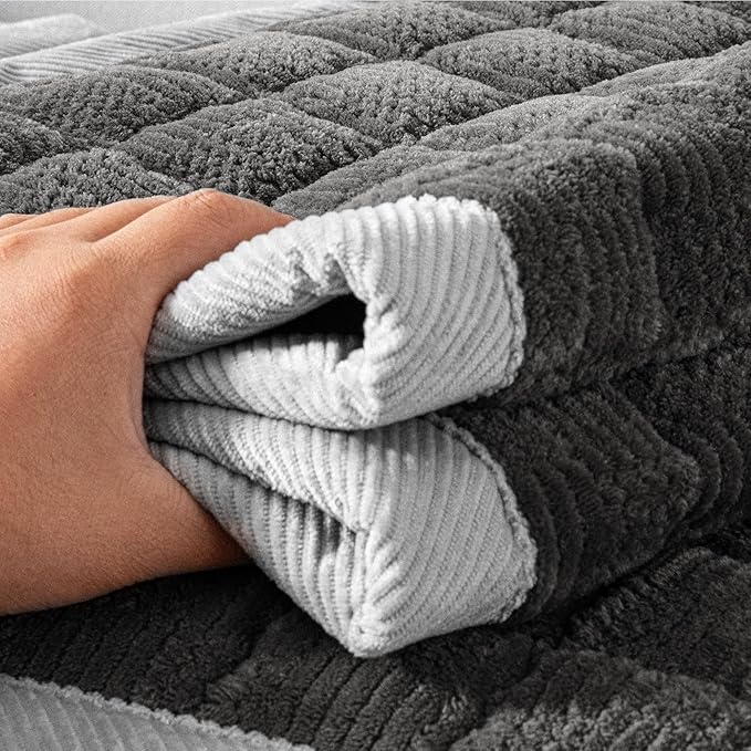 Couch Cover for Dogs Washable,Anti-Slip Back Cat Mat Pet Pad Blanket for Furniture Protector,Fuzzy Pet Sofa Cover for 3 Cushion Couch Sofa Pets Friendly (Dark Gray, 1pc/27.6"x82.7"/Seat Cover)