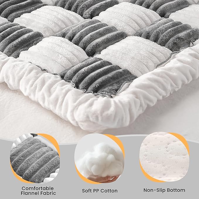 Backseat Dog Bed Mat, Non-Slip Dog Bed for Car Back Seat, Soft & Cozy Dogs Blanket, Washable Travel Pet Mat Seat Protector for Cars, SUVs, Trucks (Grey/White, 51.1" L x 23.6" W x 1.5" Th)