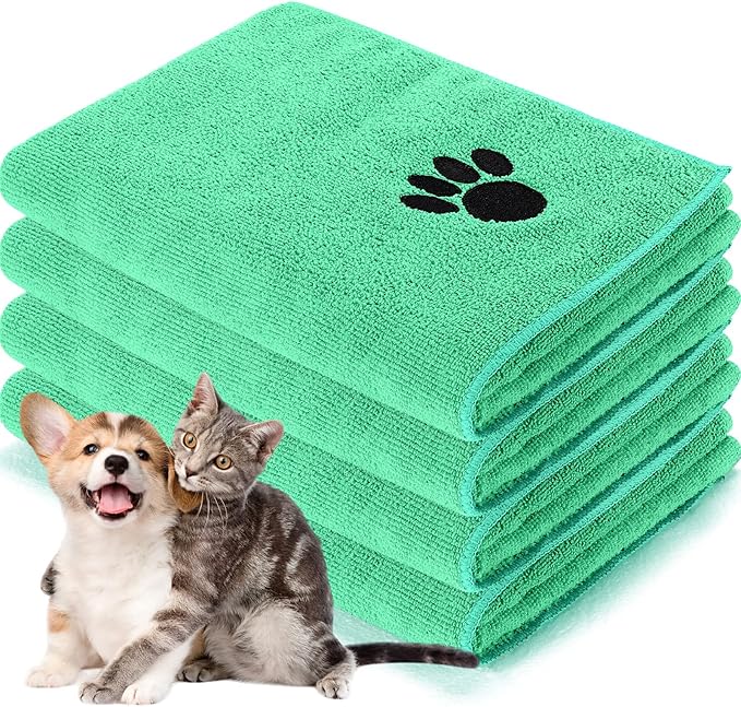 Chumia 4 Pack Dog Towels for Drying Pet Grooming Absorbent Dogs Soft Microfiber Quick Drying Winter Large Medium Small Puppy Bath Towels for Kitten Cats Pets(16 x 31 Inch,Green)
